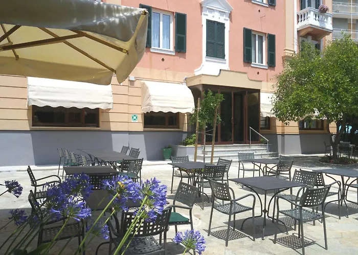 Hotel Flora Celle Ligure